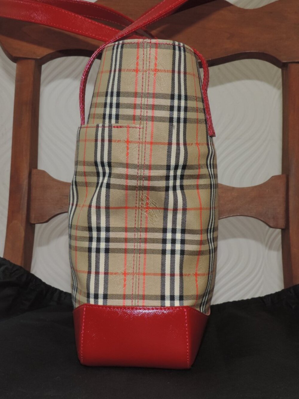 BURBERRY Classic Haymarket Check Canvas & Red Leather Tote Bag - w/COA - Picture 11 of 16